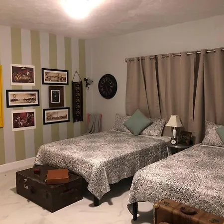 Spacious And Comfy Suite Near Mia 2 Queen Beds